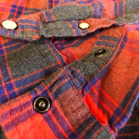 Mossimo size Large plaid button up - Picture 7 of 8